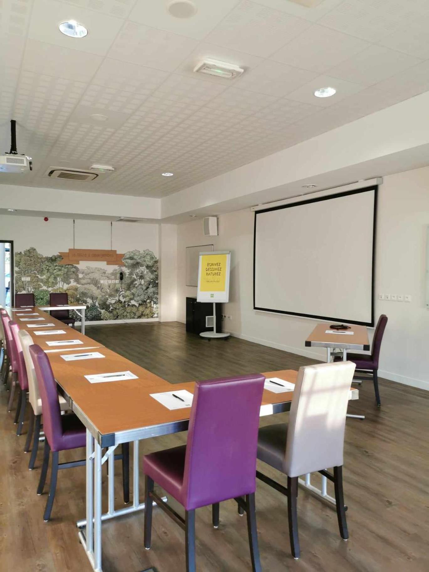 Hotel Ibis Styles Montargis Arboria Pannes  Exterior foto