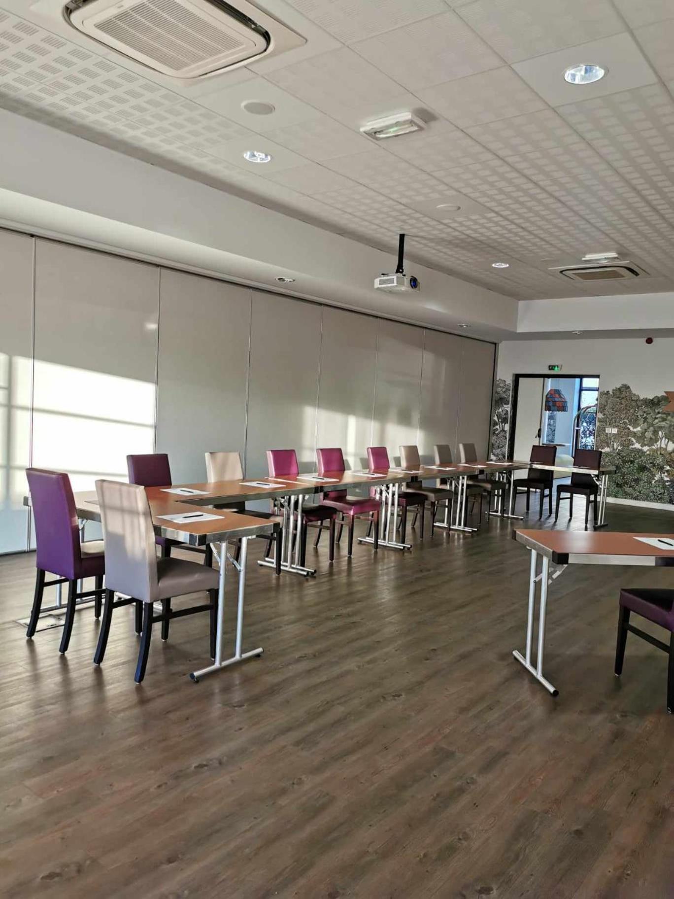 Hotel Ibis Styles Montargis Arboria Pannes  Exterior foto