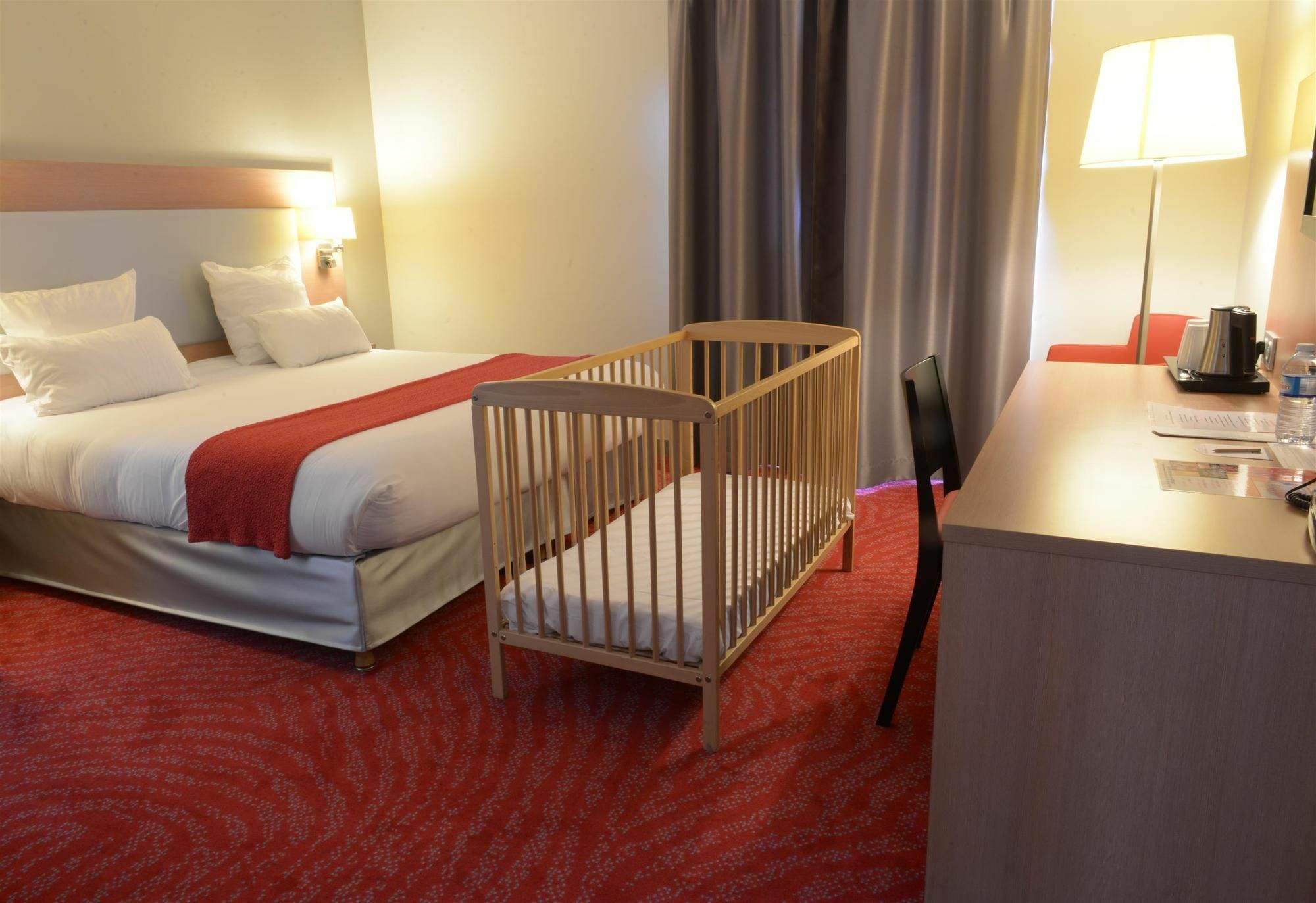 Hotel Ibis Styles Montargis Arboria Pannes  Exterior foto